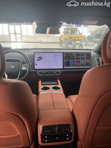 LiXiang L6 1.5hyb AT 4WD