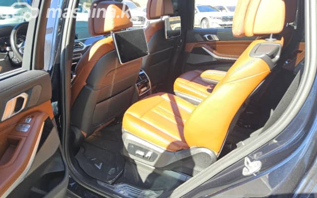 BMW X7 I (G07) 40i 3.0 AT 4WD