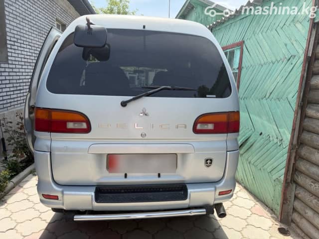 Mitsubishi Delica IV 3.0 AT 4WD