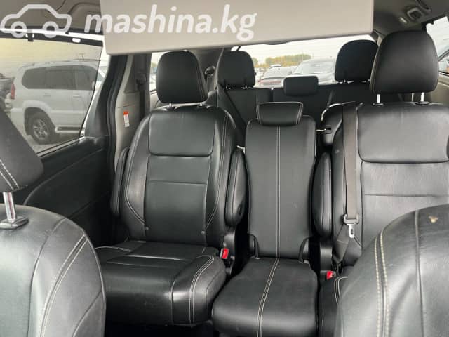 Toyota Sienna III Рестайлинг 2 3.5 AT 4WD