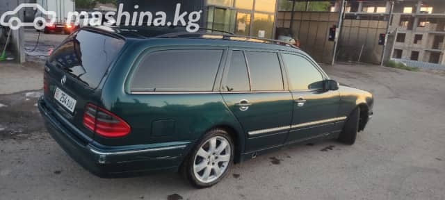Mercedes-Benz E-Класс II (W210, S210) Рестайлинг 220 2.2d AT