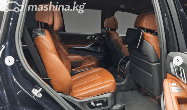 BMW X7 I (G07) M50i 4.4 AT 4WD