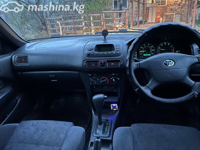 Toyota Corolla VIII (E110) Рестайлинг 1.6 AT