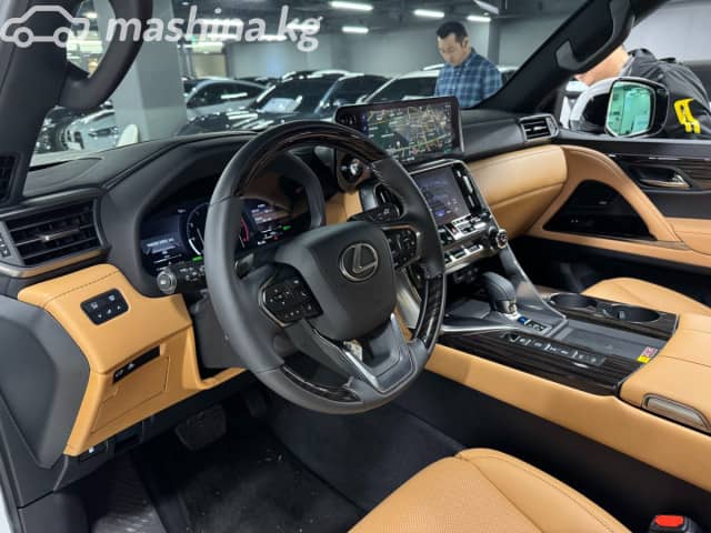 Lexus LX IV 700h 3.5hyb AT 4WD