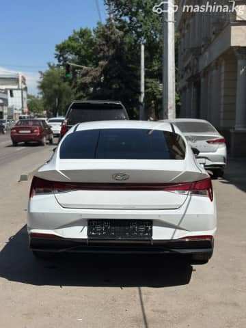Hyundai Avante VII 1.6hyb AMT