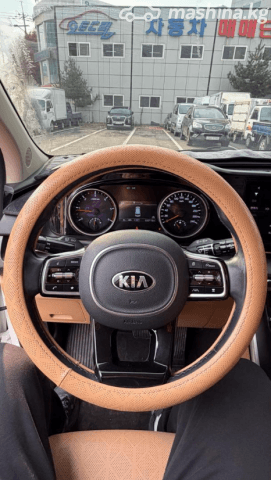 Kia Carnival IV 2.2d AT