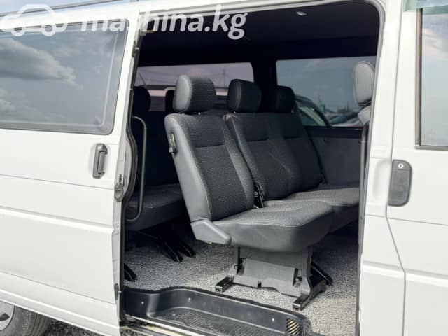 Volkswagen Multivan T4 2.0 MT