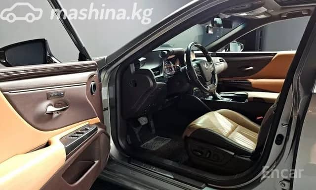 Lexus ES VII 300h 2.5hyb CVT