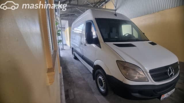 Mercedes-Benz Фургон (4х2)