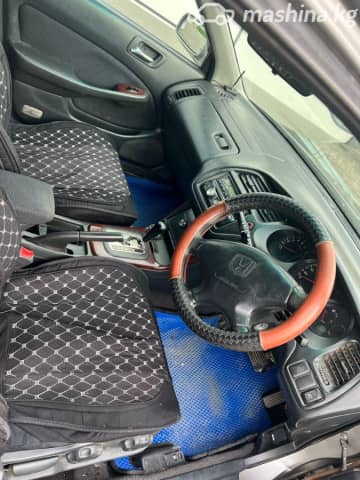 Honda Accord VI 2.3 AT