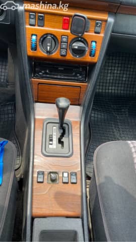 Mercedes-Benz E-Класс I (W124) 320 3.2 AT