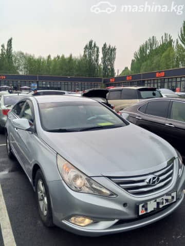 Hyundai Sonata VI (YF) 2.0 AT Газ