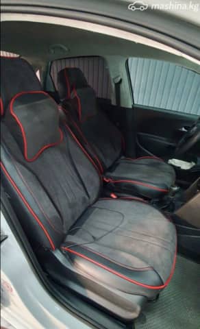 Volkswagen Polo V Рестайлинг 1.6 MT