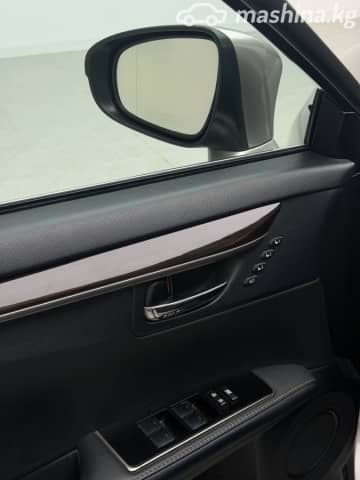 Lexus ES VI Рестайлинг 300h 2.5hyb CVT