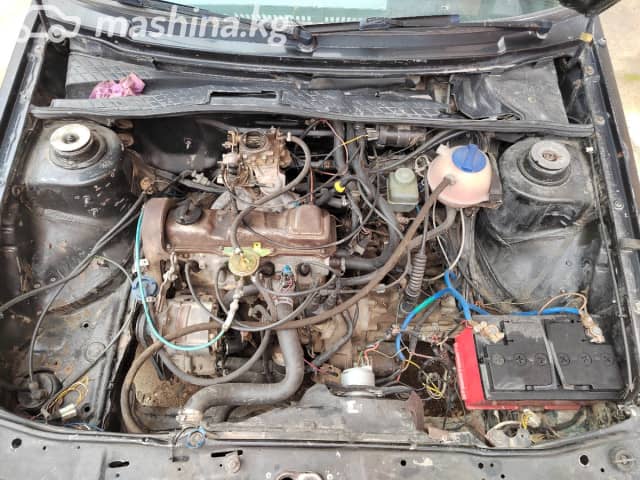 Volkswagen Golf II 1.8 MT