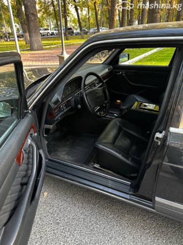 Mercedes-Benz S-Класс II (W126) 560 5.6 AT