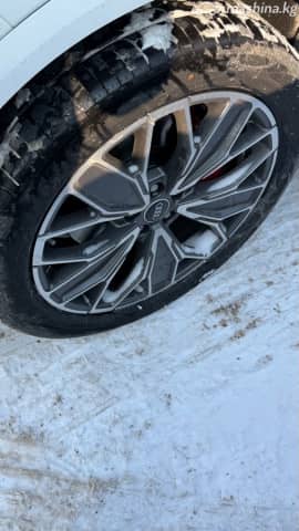 Audi Q5 III 40 TFSI 2.0 AMT 4WD
