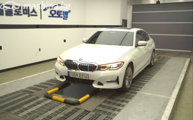 BMW 3 серии VII (G2x) 330e 2.0hyb AT