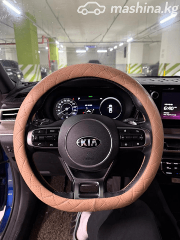 Kia K5 III 1.6 AT