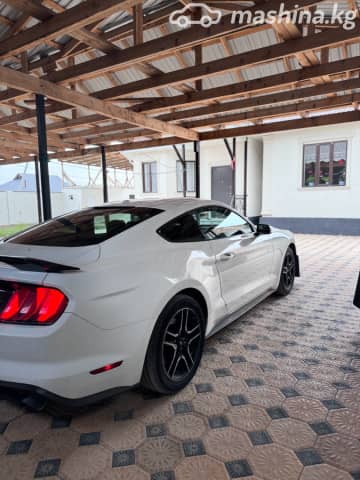 Ford Mustang VI Рестайлинг 2.3 AT