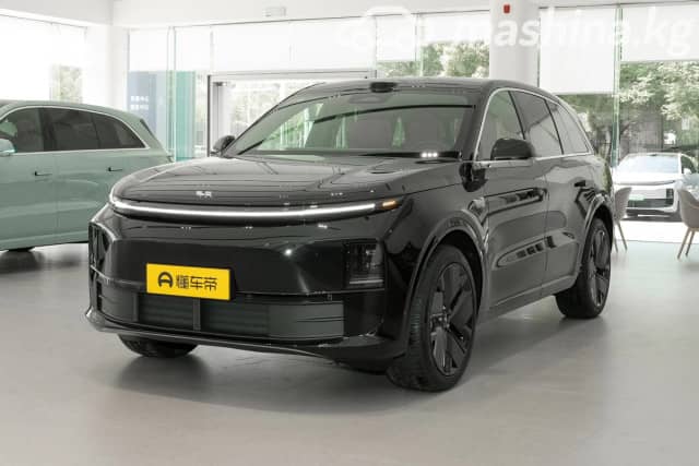LiXiang L6 1.5hyb AT 4WD