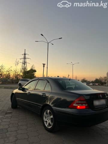 Mercedes-Benz C-Класс II (W203) 240 2.6 AT