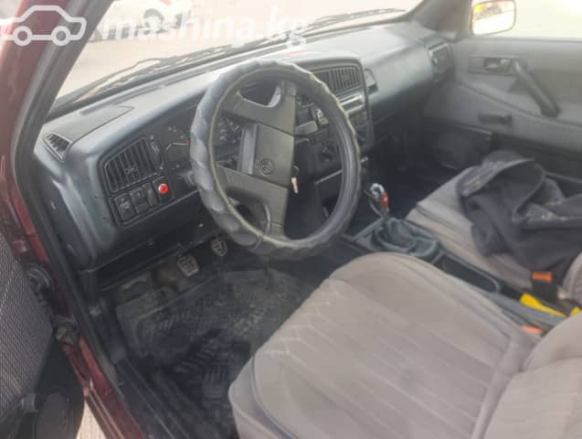 Volkswagen Passat B3 1.8 MT