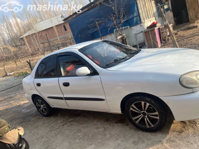 Daewoo Lanos (Sens) 1.6 MT