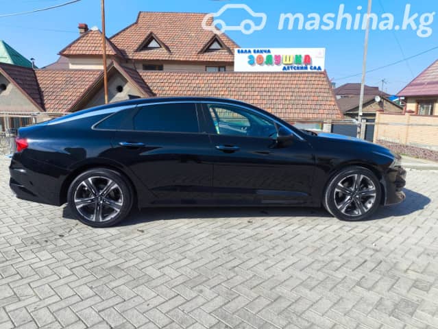 Kia K5 III 2.0 AT