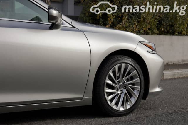 Lexus ES VII 300h 2.5hyb CVT