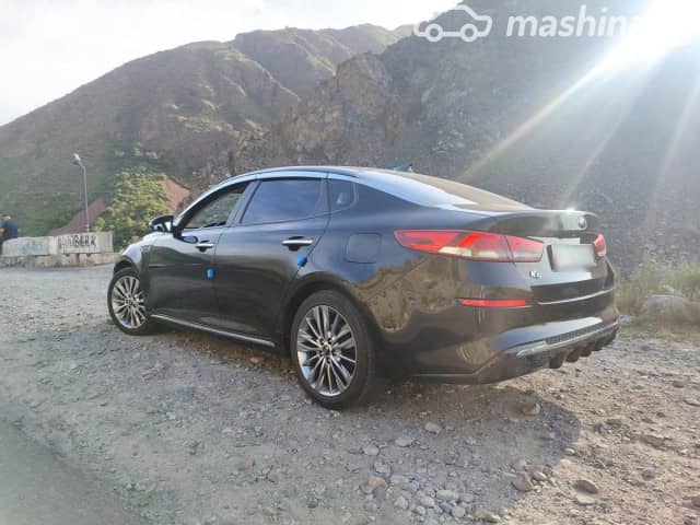 Kia K5 II 2.0 AT