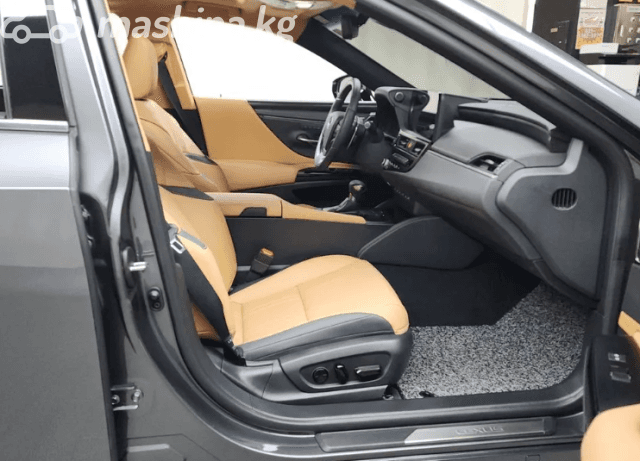 Lexus ES VII Рестайлинг 300h 2.5hyb CVT
