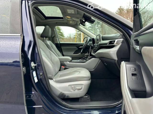 Toyota Highlander IV (U70) 2.5hyb AT 4WD