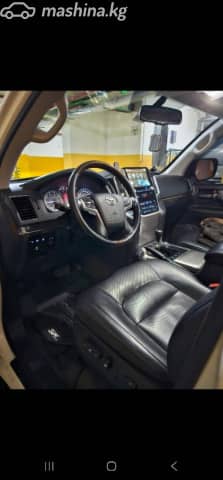 Toyota Land Cruiser 200 Series Рестайлинг 2 4.0 AT 4WD
