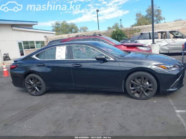 Lexus ES VII Рестайлинг 300h 2.5hyb CVT