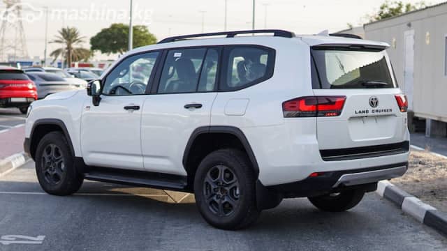 Toyota Land Cruiser 300 Series 3.4d AT 4WD