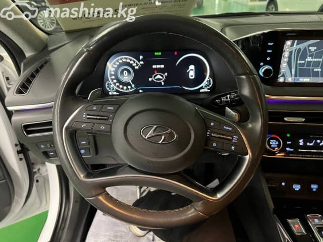 Hyundai Sonata VIII (DN8) 2.0 AT