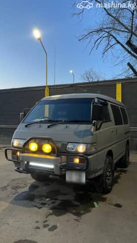 Mitsubishi Delica IV 2.5d AT 4WD