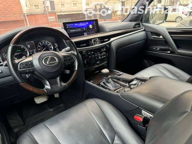 Lexus LX III Рестайлинг 2 570 5.7 AT 4WD