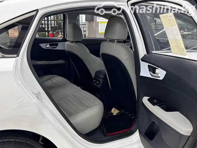 Kia K3 II China Market Рестайлинг 1.5 CVT