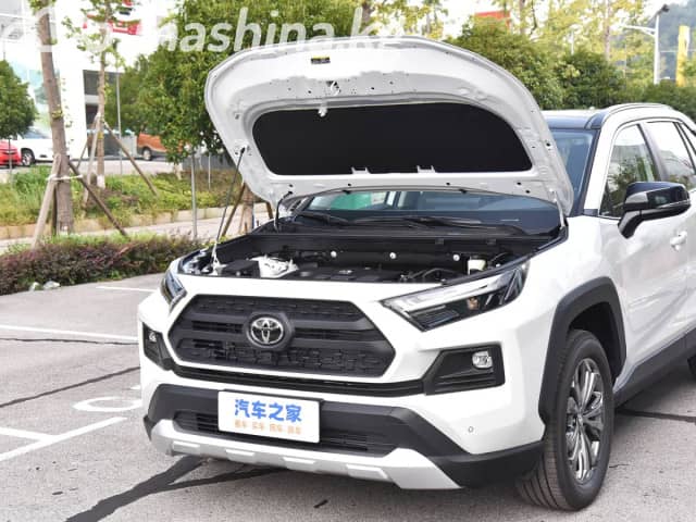 Toyota RAV4 V (XA50) 2.0 MT
