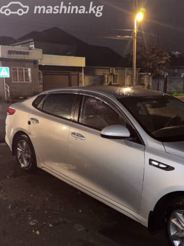 Kia K5 II 2.0 AT