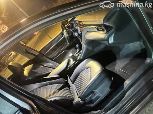 Toyota Camry VIII (XV70) Рестайлинг 2.5 AT