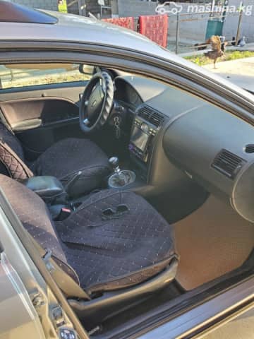 Ford Mondeo III 1.8 MT