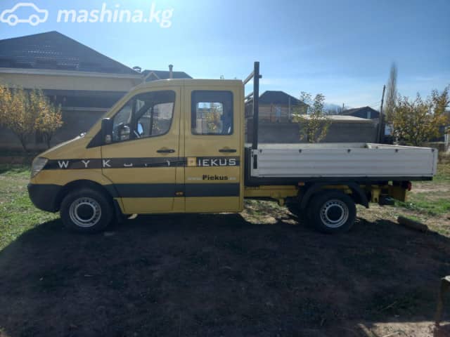 Mercedes-Benz Бортовой (4х2)