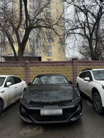 Kia K5 III 1.6 AT