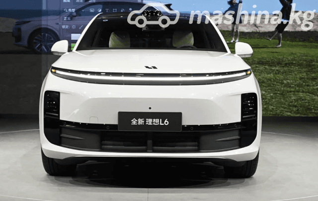 LiXiang L6 1.5hyb AT 4WD
