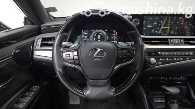 Lexus ES VII 300h 2.5hyb CVT