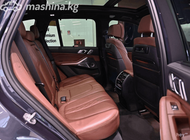 BMW X5 IV (G05/G18) M50i 4.4 AT 4WD