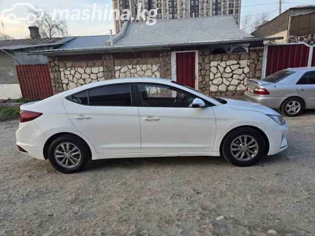 Hyundai Avante VI Рестайлинг 1.6 AMT